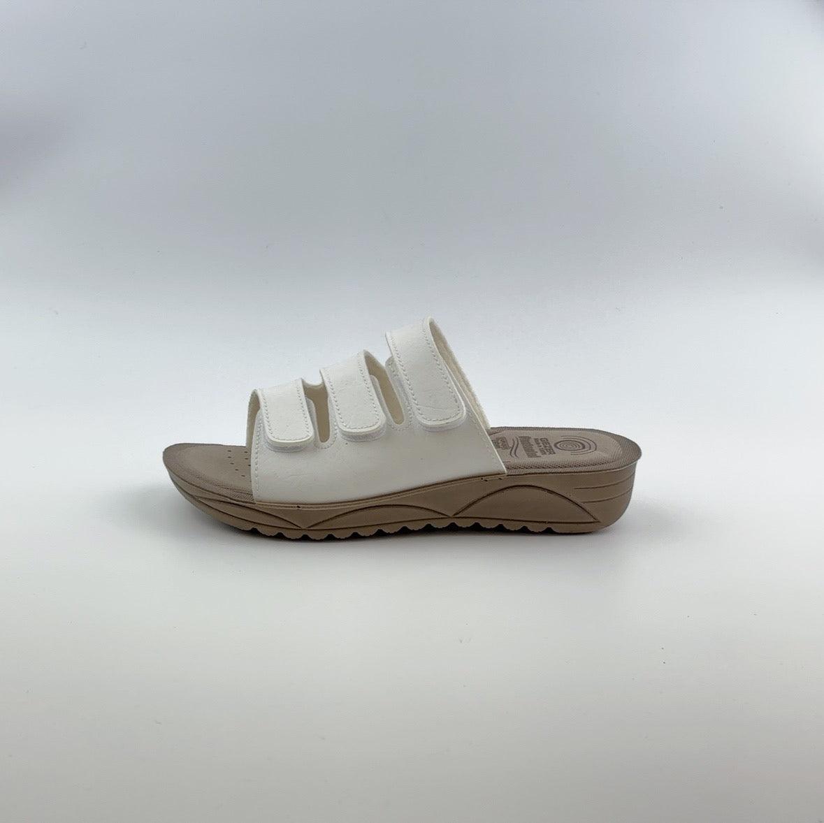 11817 Női Papucs - Slipper House