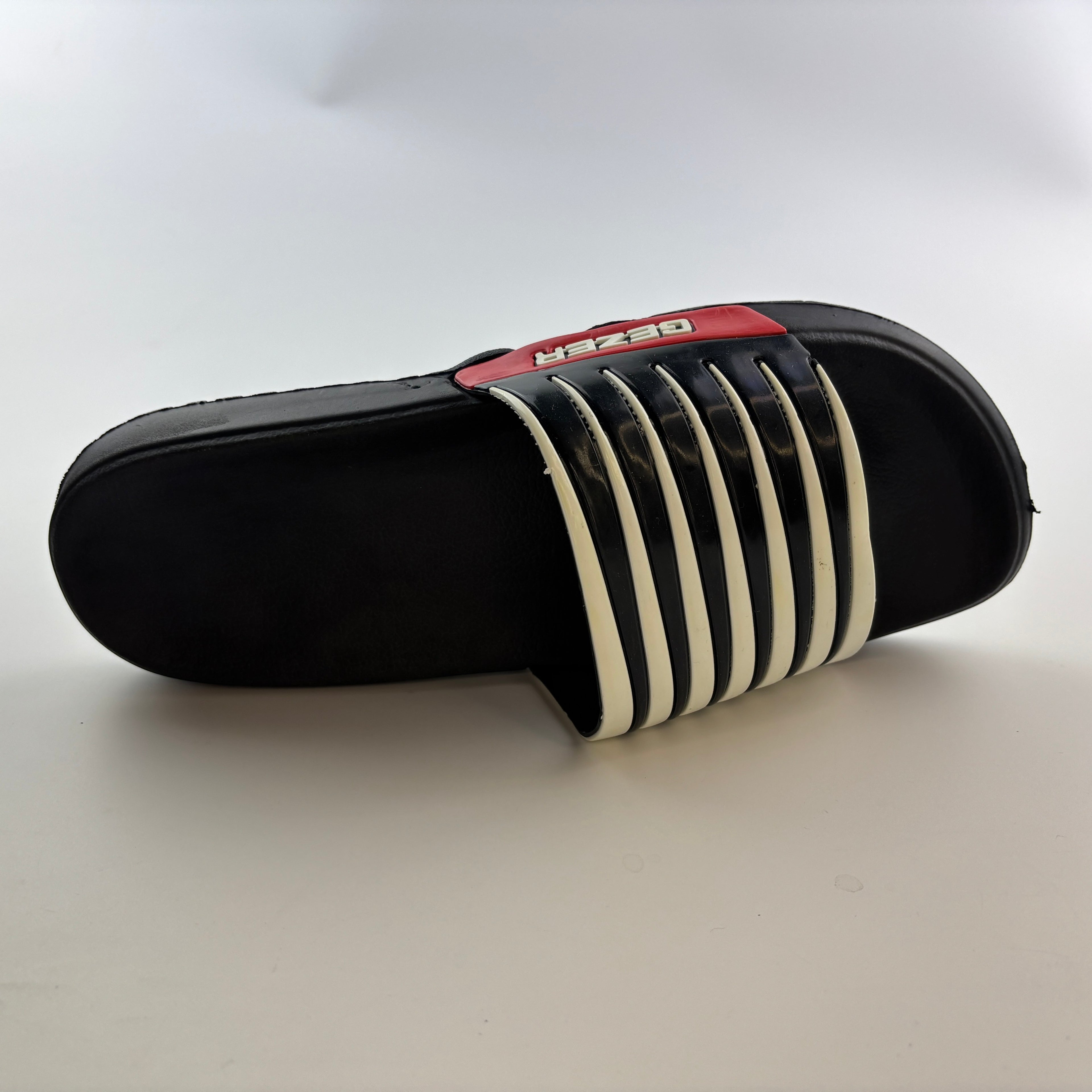 12470 Férfi Strandpapucs - Fekete